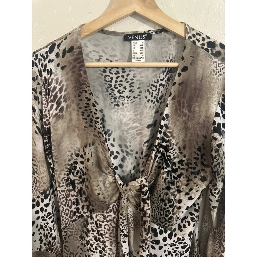 Y Venus V Neck Classy Leopard Animal Print Bell Sleeved Blouse - Picture 8 of 9